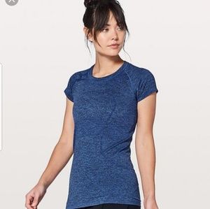 NWT Lululemon swiftly tech crew shirt size 4
